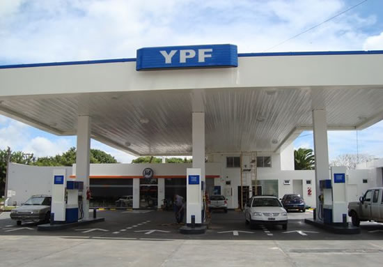 Debate sobre la condición de las estaciones de YPF frente a su situación impositiva