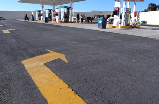 La muerte de un niño en la playa de una estación de servicio dispara el debate sobre las normas de seguridad