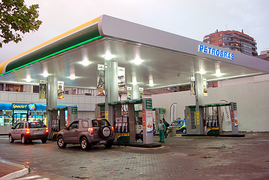 Petrobras Argentina define su futuro: hoy decide si acepta la oferta de Pampa Energía