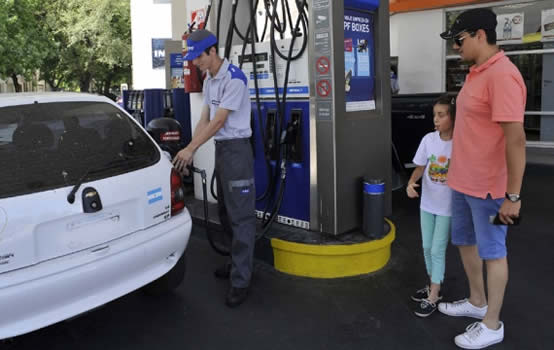 Expendedores detallaron el comportamiento del consumidor tras los aumentos de precios