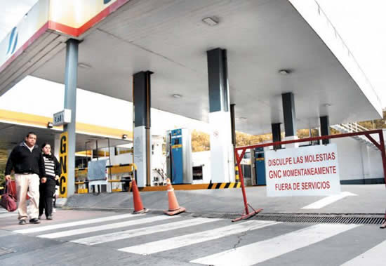 Por la situación del GNC, denuncian ante la Justicia a Aranguren y autoridades del Enargas