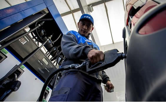 A poco de acordar la nueva escala salarial, difunden el  tope indemnizatorio para empleados de estaciones de servicio