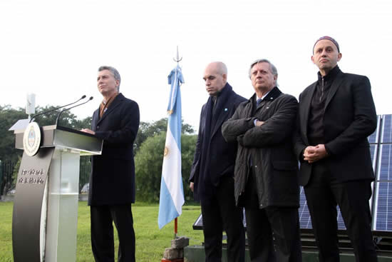 Aranguren descartó nuevos aumentos en el precio de los combustibles