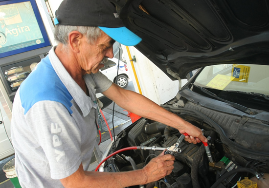 Recomiendan a las estaciones no pagar las boletas de gas con subas superiores al 500 %