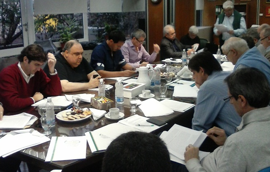 Semana cargada para las estaciones de servicio con temas candentes para debatir