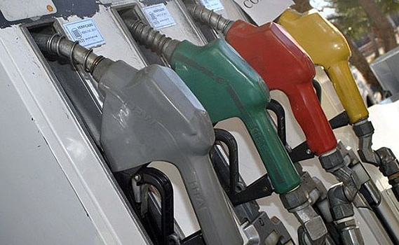 La obligación de vender todas las variedades de combustibles exige a estacioneros a adecuar sus instalaciones