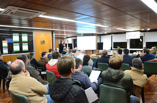 Proponen crear una escuela de gestión de estación de servicio