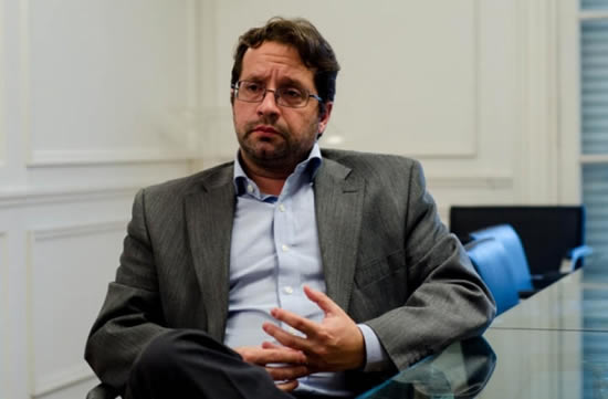 Desde el massimo defienden al sector expendedor y critican al Ministro de energía