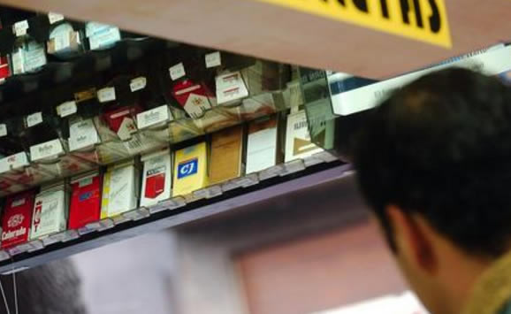 Estaciones de servicio dejan de comercializar cigarrillos en protesta por la baja rentabilidad