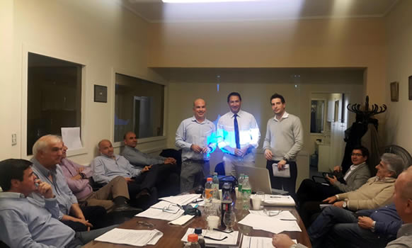 Expendedores analizaron con autoridades la licitación para construir nuevas estaciones