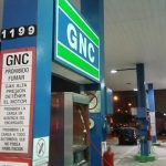 Exigen a Aranguren la rebaja del precio del GNC para aliviar la crisis del sector