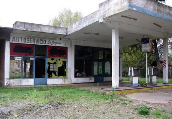 ¿Cuáles son las marcas que tienen más estaciones por debajo del punto de equilibrio?