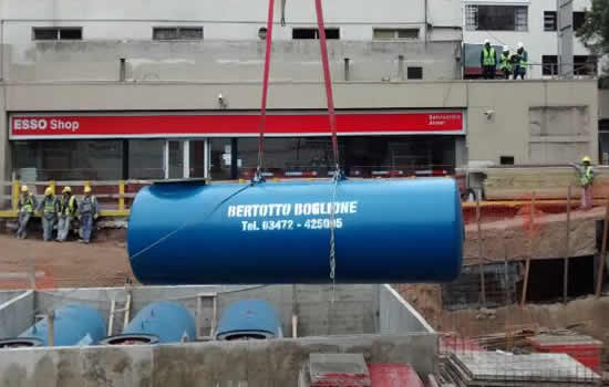 ¿Cuales son los requerimientos del Gobierno para instalar nuevas estaciones de servicio?