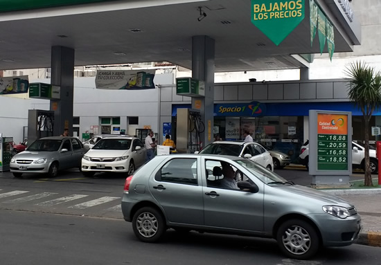 Opinión: “No hay fundamentos para aumentar los precios de las naftas”