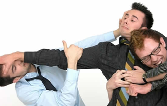 ¿Corresponde el despido cuando dos empleados se pelean en el trabajo?