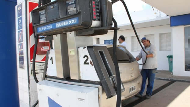 Calculan que la Tasa Vial en los municipios provocará un aumento de 1 peso por cada litro de combustible