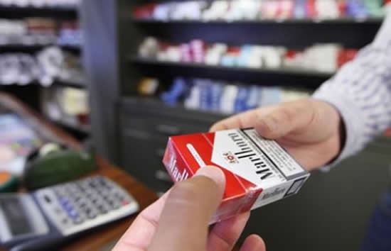 Vuelven a aumentar los cigarrillos y se extiende en las Estaciones la decisión de discontinuar su venta