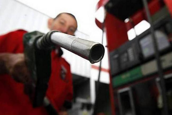 Compromiso para replantear la carga tributaria de las Estaciones de Servicio