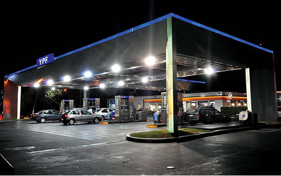 YPF convocó a los operadores para informarlos de cambios en el sistema de comisiones por ventas de combustibles