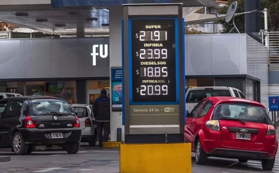 Legisladores cuestionan el aumento de los combustibles y reclaman explicaciones