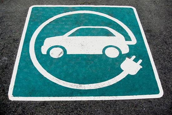 En septiembre YPF comienza la instalación de los postes de recarga para vehículos eléctricos