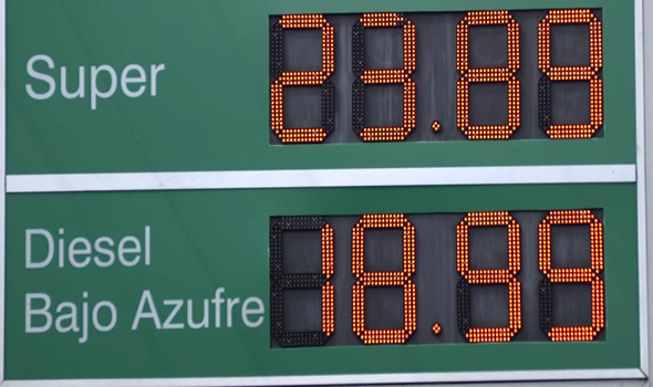 Precios: Petroleras y Gobierno se vuelven a reunir sin fecha definida para cambios