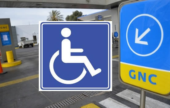Exigen a las Estaciones de GNC que dispongan de una silla de ruedas cada seis surtidores