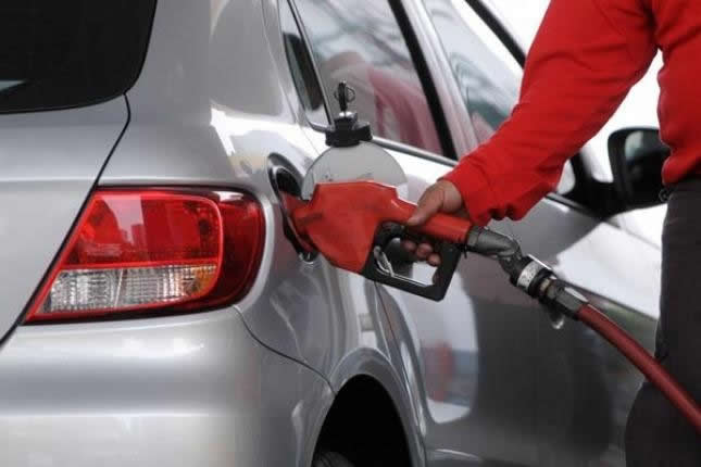 Expendedores redactarán su propio proyecto de Ley de Combustibles
