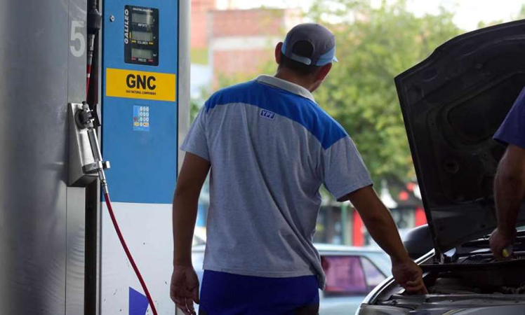 El Congreso retoma un proyecto para bajar el costo del GNC