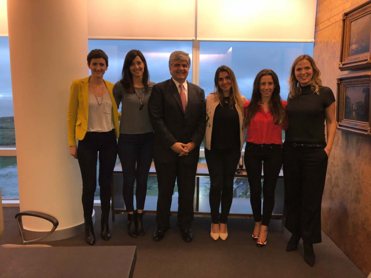 Operadoras de YPF se reunieron con el Presidente de la compañía