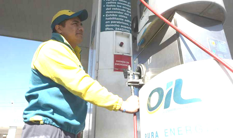 El Sindicato de trabajadores de Estaciones de Servicio en alerta por la situación de Oil Combustibles