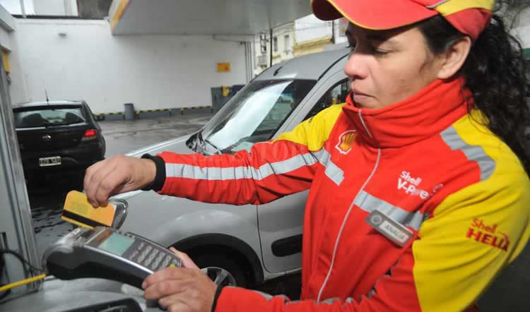 Expendedores buscan gozar de un beneficio financiero similar al que reciben las compañías petroleras