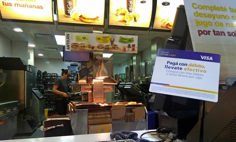 Estaciones de Servicio se preparan para cubrir la falta de efectivo por el paro de los camioneros