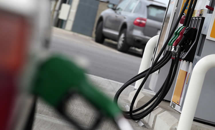 Combustibles: Argentina se ubica entre los 50 países más baratos del mundo