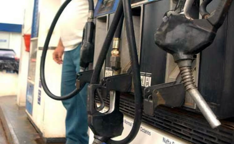 Desabastecimiento: temen por suspensiones de personal en las Estaciones de Servicio