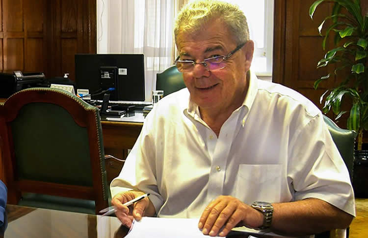 Sureda: “No estoy de acuerdo con la liberación de los precios de los combustibles”