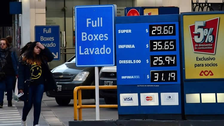 Combustibles: Se profundiza la distorsión de precios entre distintas regiones del país