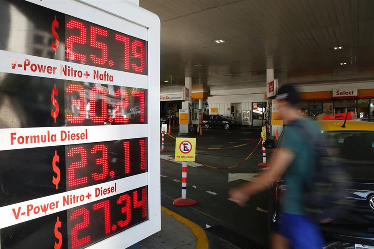 Aumentan los precios de los combustibles 12 por ciento