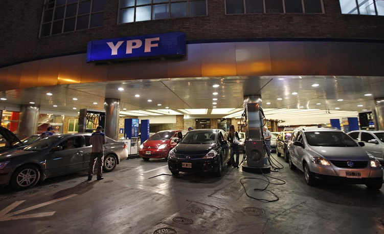Crece la participación de YPF en el mercado de los combustibles