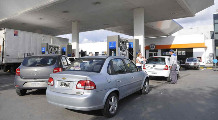 A pesar de los aumentos de precios sigue creciendo la venta de combustibles
