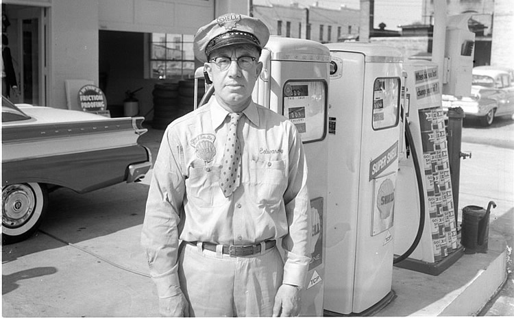 Estaciones de servicio: Ayer, Hoy ¿Mañana?