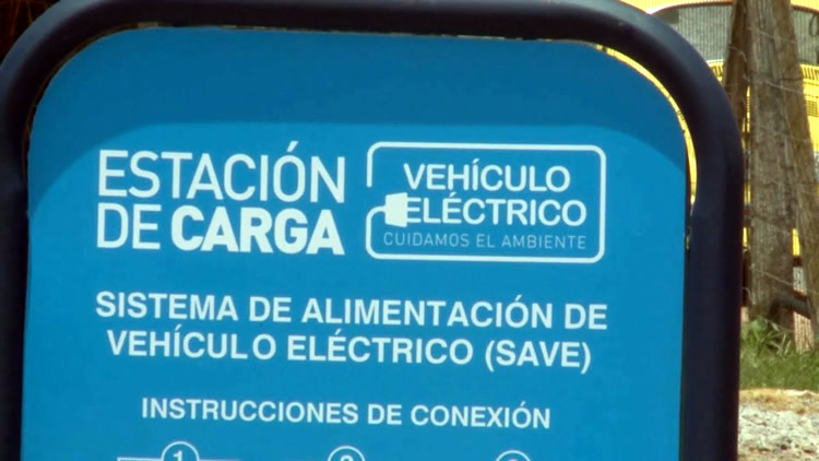 Combustibles: Alientan al sector expendedor a incorporarse al nuevo escenario nacional