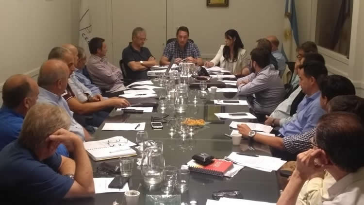 “Las Estaciones de Servicio atravesaron un año muy intenso y a puro vértigo”