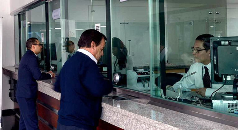 Estacioneros esperan una respuesta favorable del Gobierno para la quita de comisiones bancarias por depósitos en efectivo