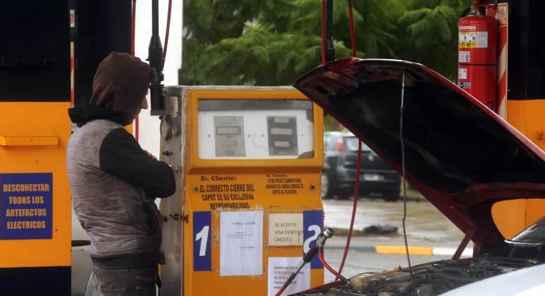 Era cliente pero denunció a la Estación de Servicio y la petrolera porque no lo anotaron como empleado