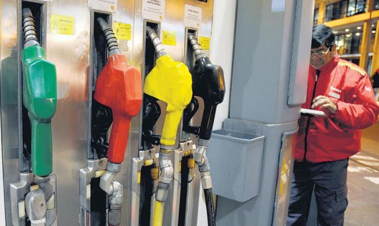 AFIP determinó el nuevo importe de los impuestos a los combustibles