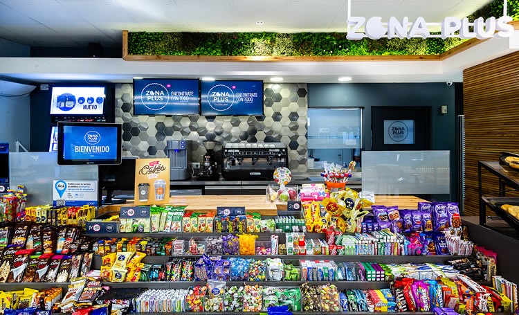 ZONA PLUS inaugura su décima sucursal en el mercado expendedor y avanza con un sello “Encontrate con todo”
