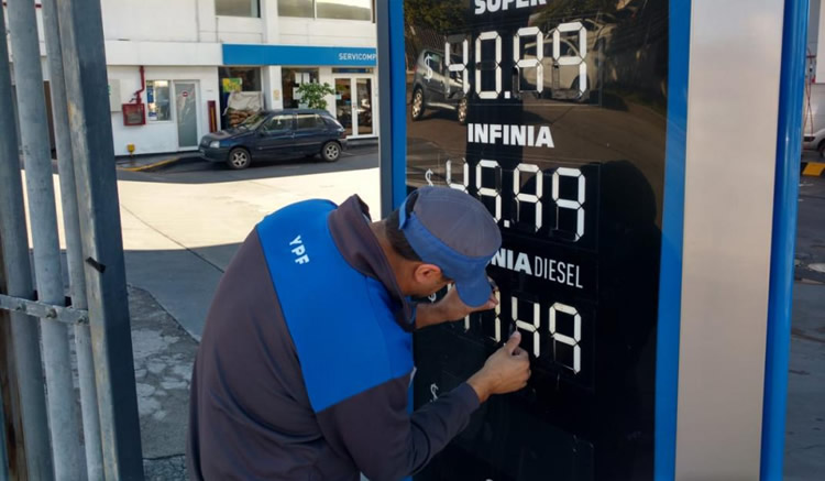 El Gobierno descarta la ejecución de un control de precios sobre los combustibles