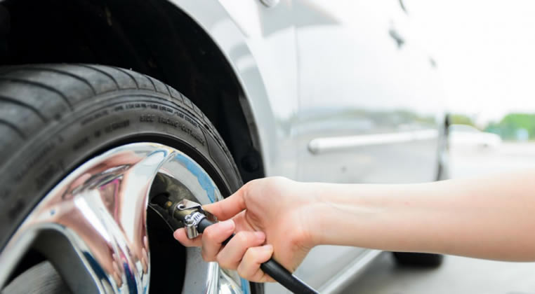 Polémica por el cobro de servicios anexos a la carga de combustibles