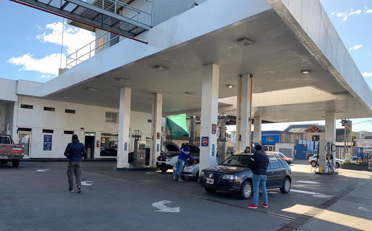 Expendedoras que fueron blancas aumentan sus expectativas con el reembanderamiento